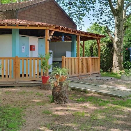 Camping Des 2 Rives- Mobilhomes Etang-sur-Arroux Exterior foto